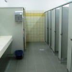 kozarica_camp_toilette